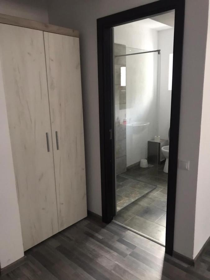 Pensiunea Lui Calin Ocnele Mari Esterno foto